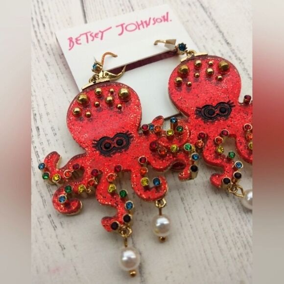 Betsey Johnson OctopEarrings
Pearls Jewels Womens
Accessories - Picture 2 of 6